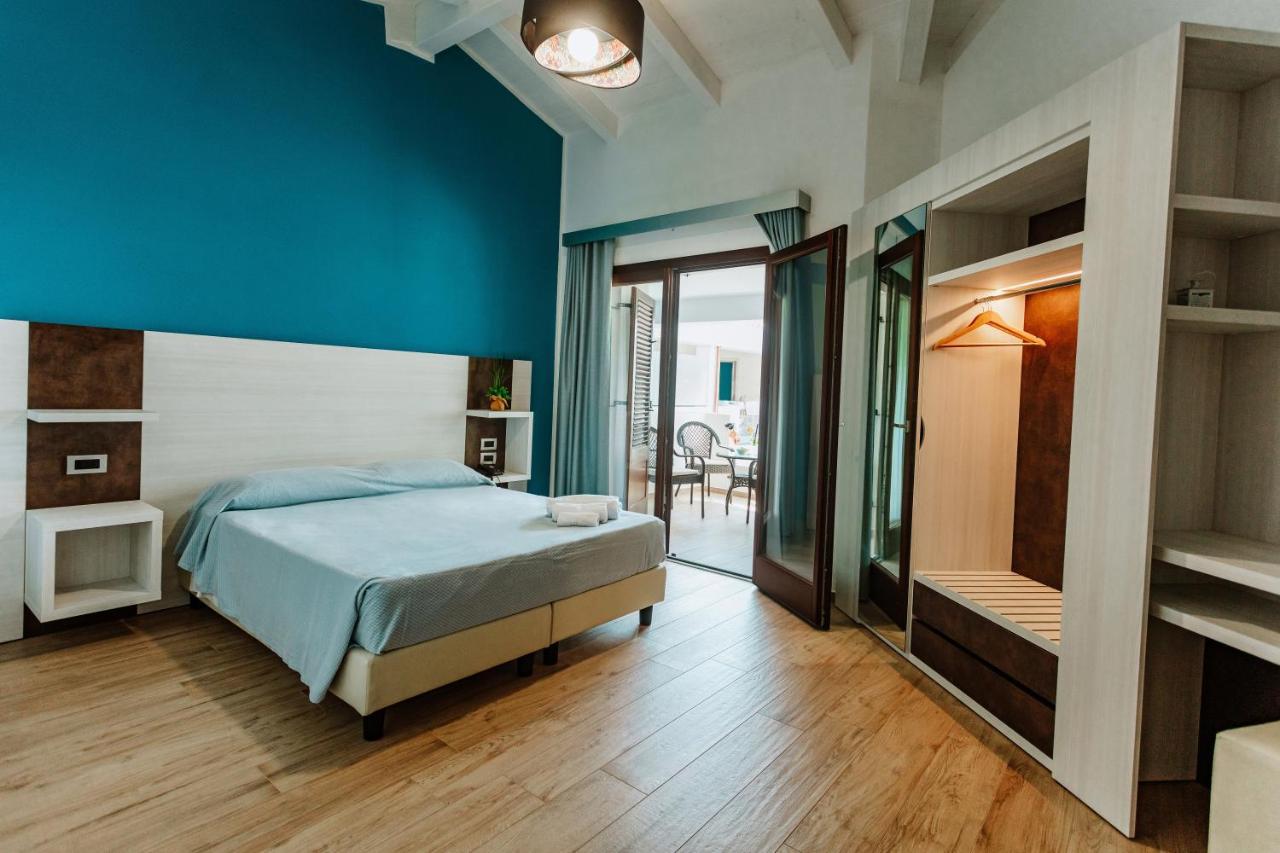I Ginepri Hotel Cala Gonone Kültér fotó