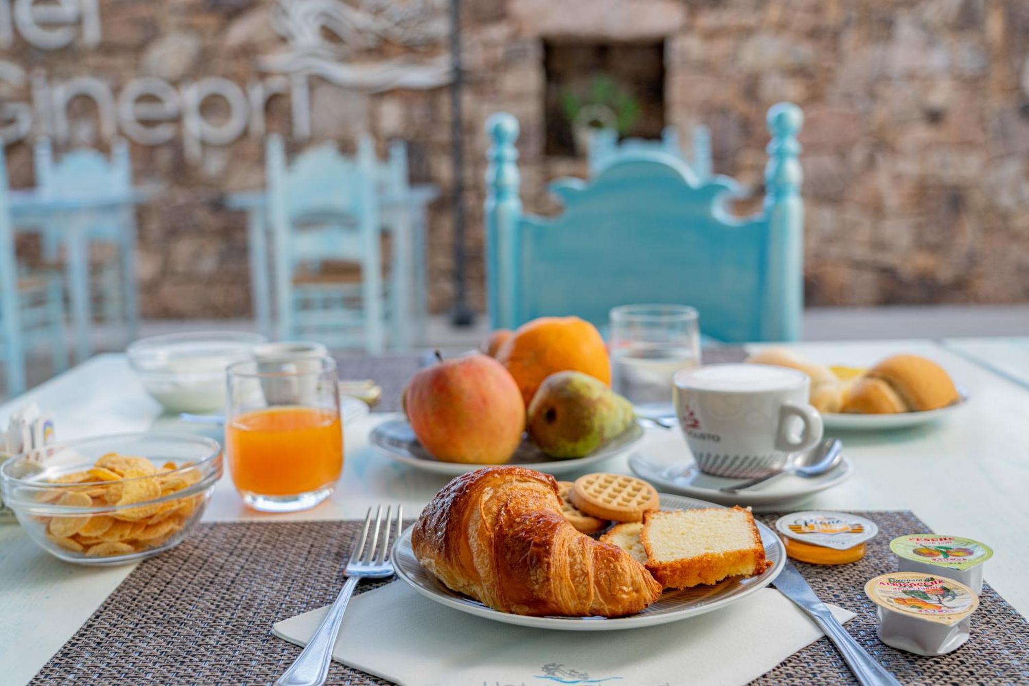 I Ginepri Hotel Cala Gonone Kültér fotó