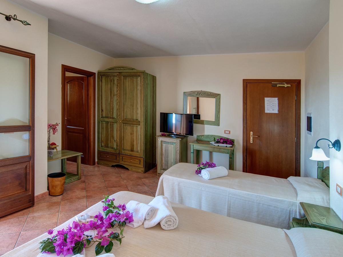I Ginepri Hotel Cala Gonone Kültér fotó